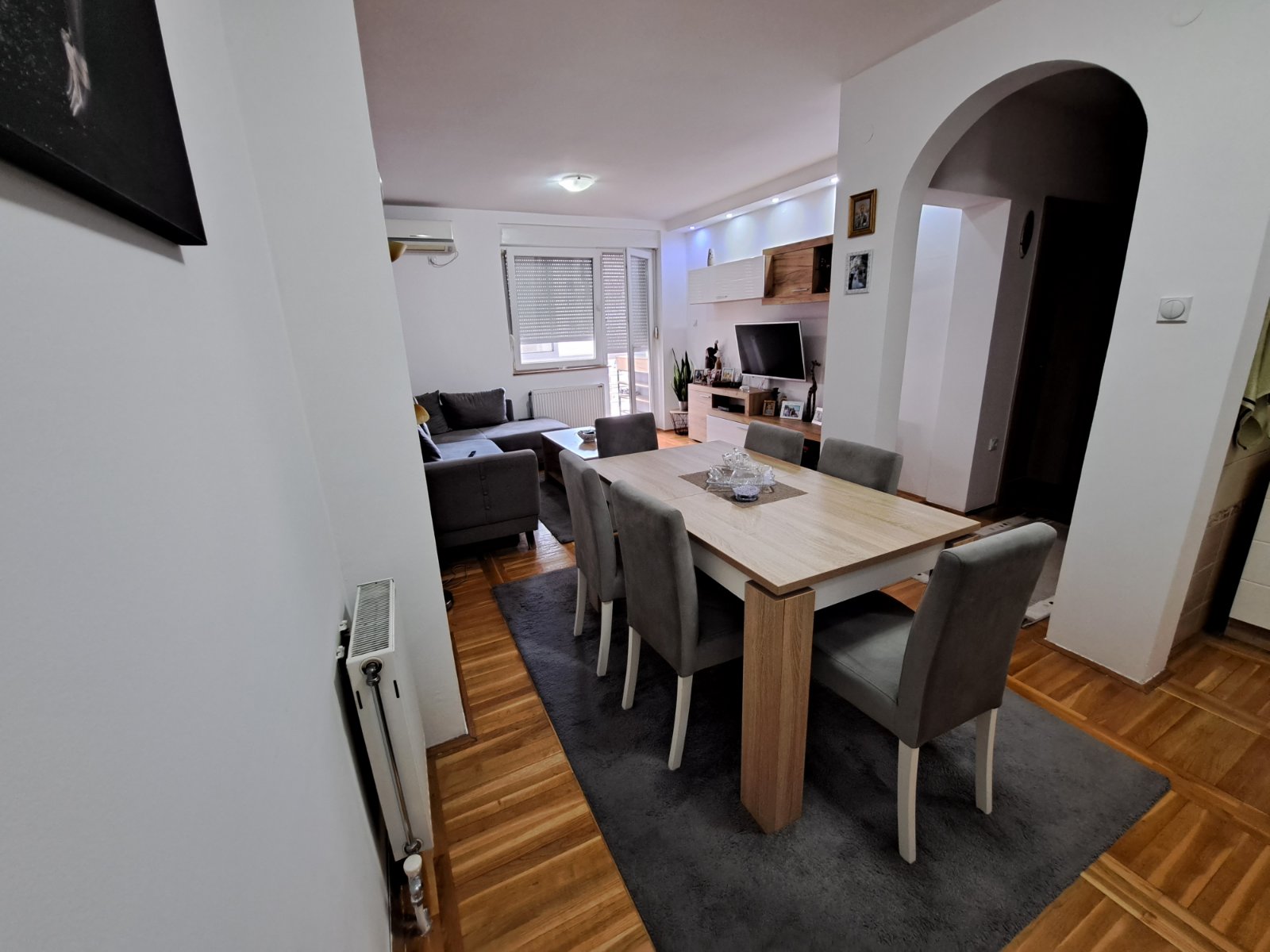 Novi Sad Rotkvarija 2 soban stan 49m2 2