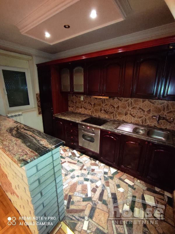 Kuće,ZMAJEVO,ZMAJEVO 450m2,2500€ , ID: 9115868 9