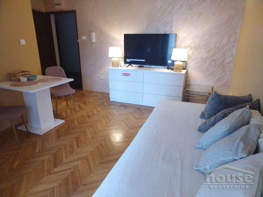 Stan,NOVI SAD,BULEVAR 35m2,143170€ , ID: 1059369 1