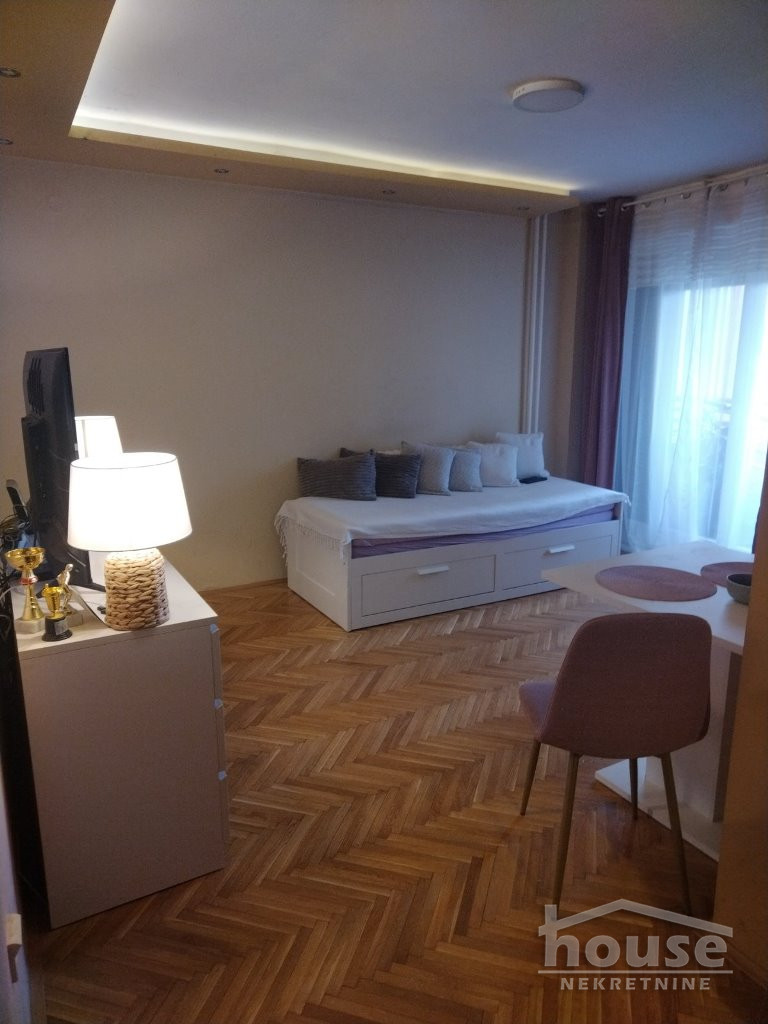 Stan,NOVI SAD,BULEVAR 35m2,143170€ , ID: 1059369 2