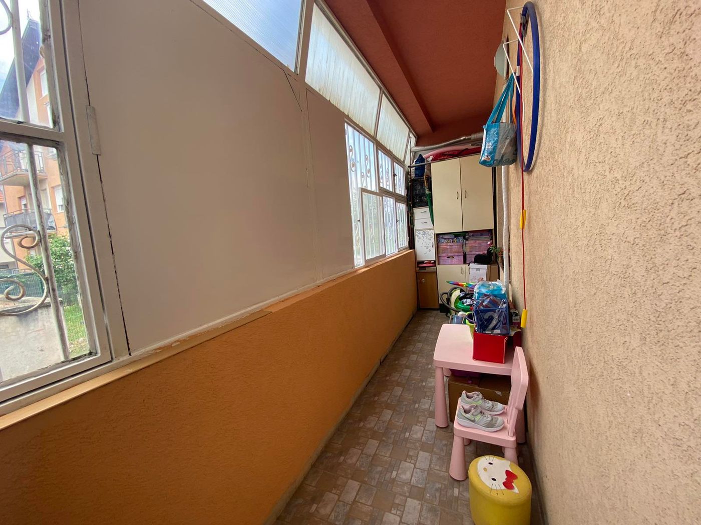 Odličan jednoiposoban stan   veoma svetao 4