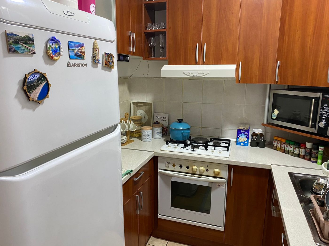 Trosoban stan fantastičnog rasporeda   renoviran 2