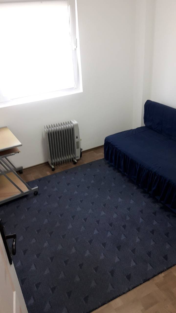 Izdajem jednoiposoban stan  Jovanke Radakovic  Mirjevo 3