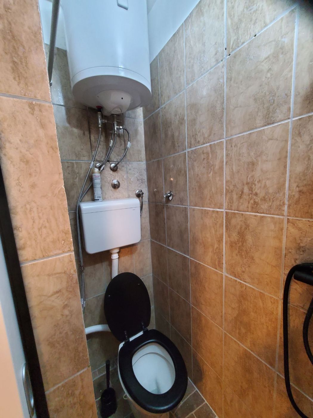 Nameštena garsonjera   idealna za izdavanje 4