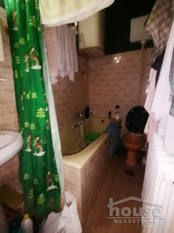 Kuca,NOVI SAD,ADAMOVIĆEVO NASELJE68m2,154500€ , ID: 3044118 7