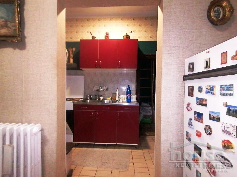 Kuca,NOVI SAD,ADAMOVIĆEVO NASELJE68m2,154500€ , ID: 3044118 4