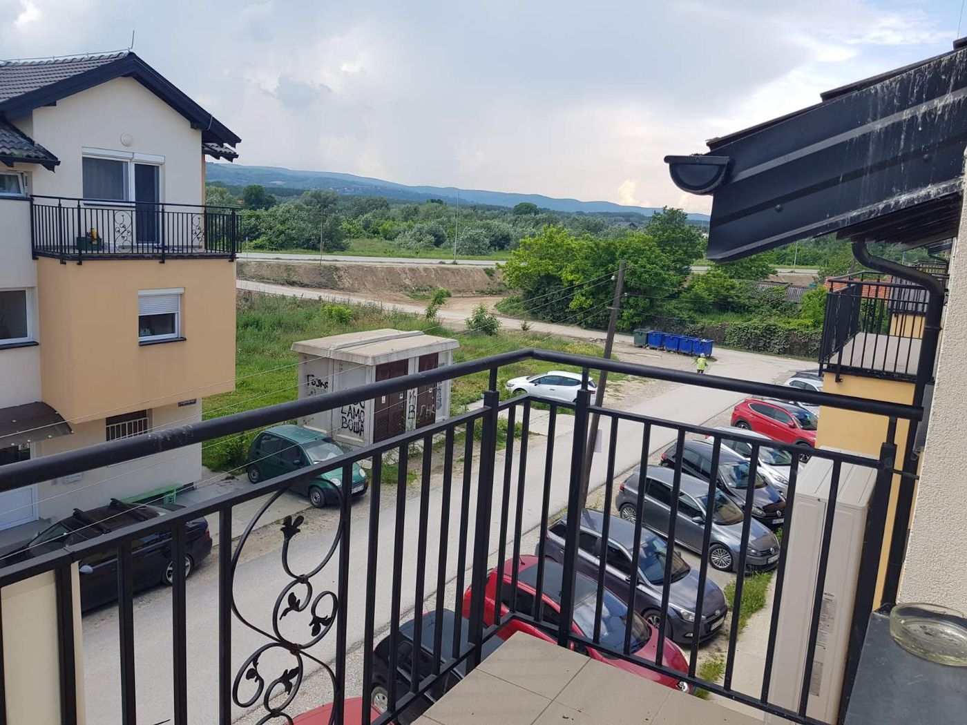 Odličan jednoiposoban stan   namešten 5