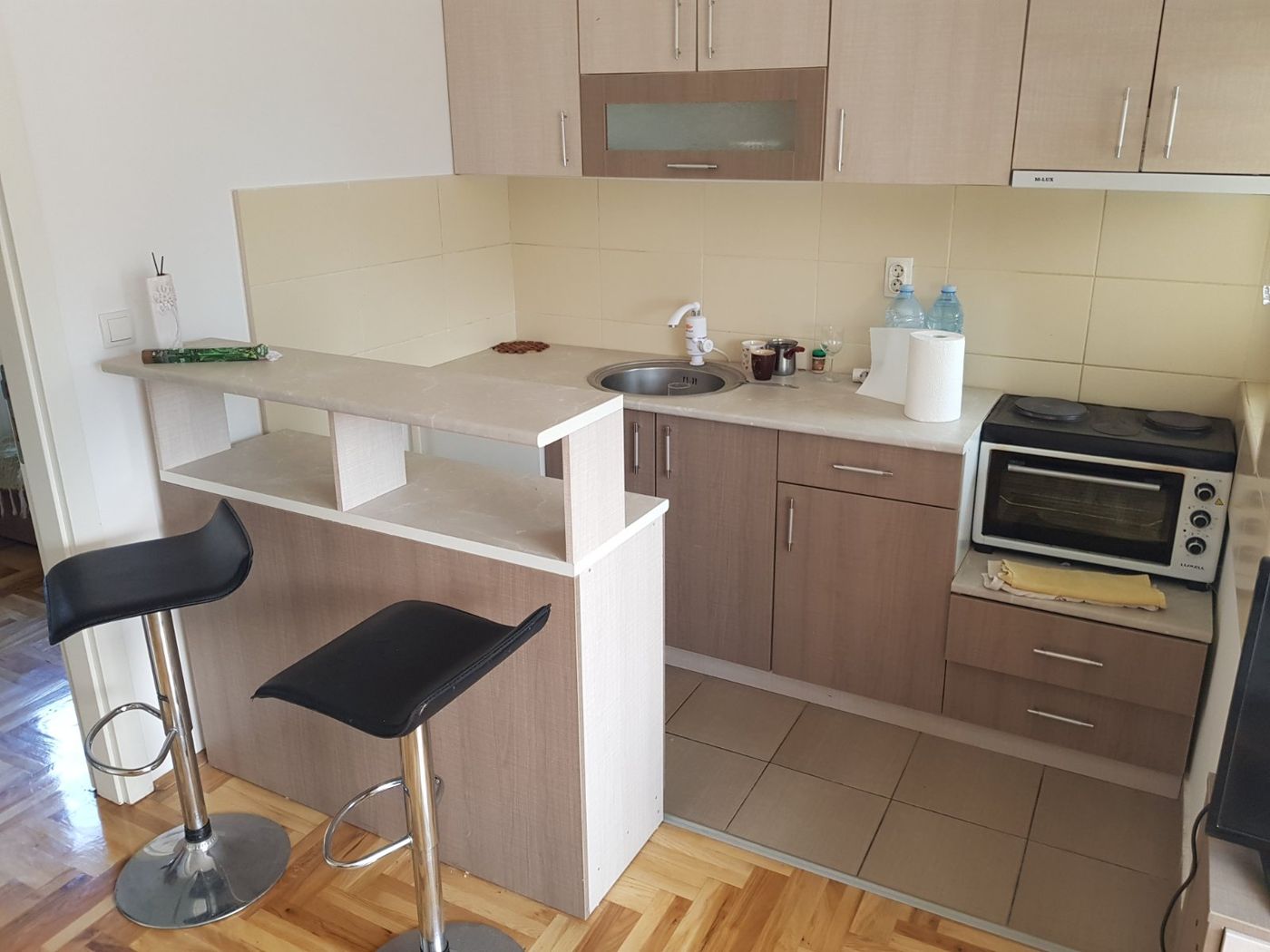 Odličan jednoiposoban stan   namešten 3