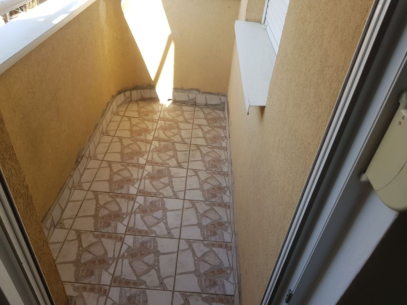 Namešten jednoiposoban stan na Telepu 5