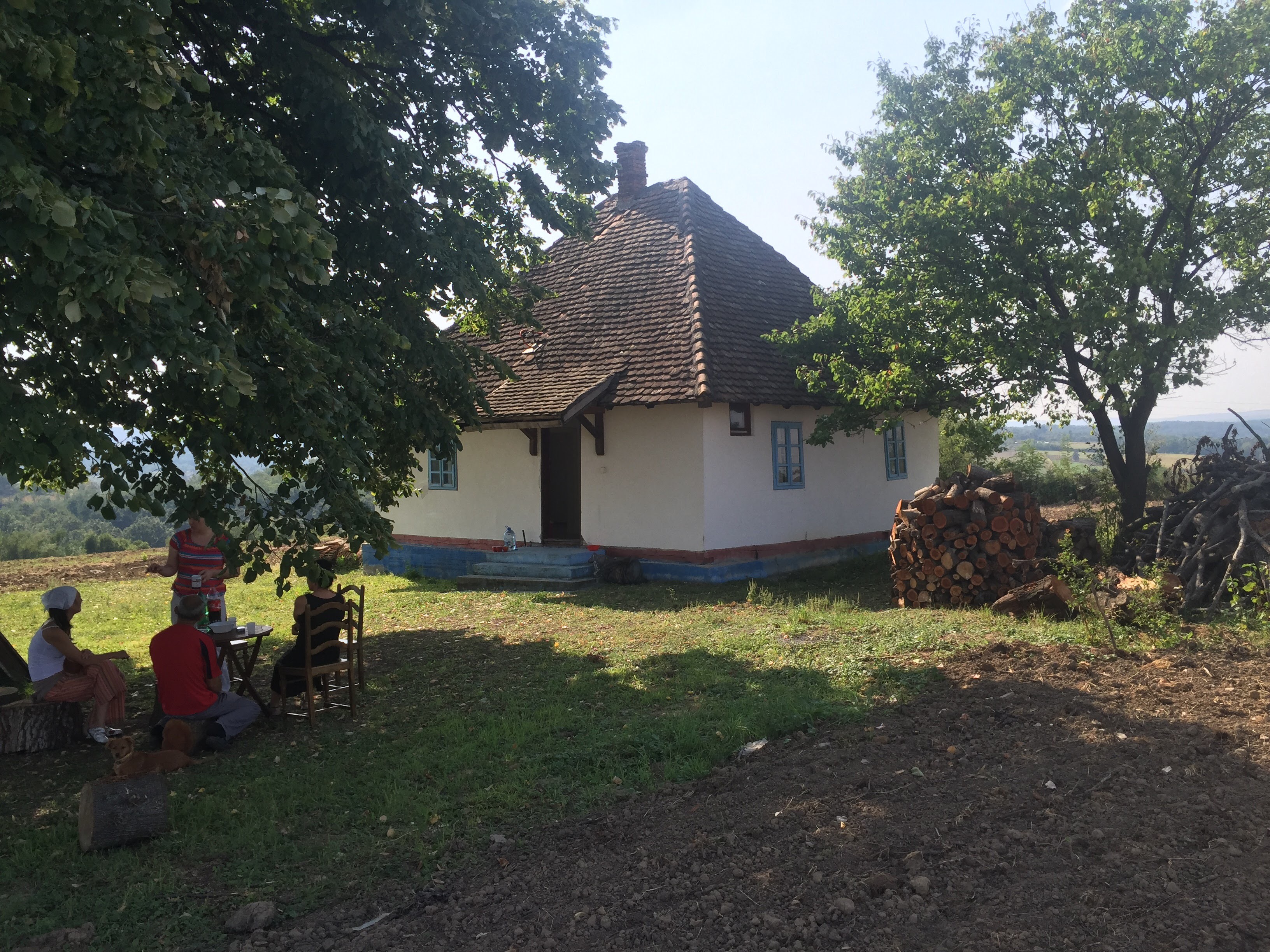 Kuća sa poljoprivrednim zemljištem 1