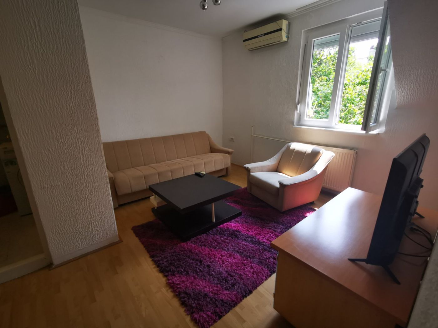 Useljiv stan na sjajnoj lokaciji 1