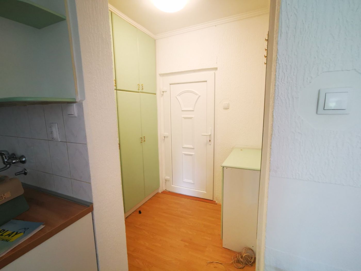 Useljiv stan na sjajnoj lokaciji 3