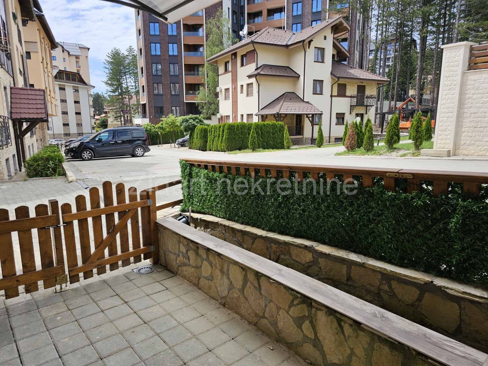 Zlatibor centar Krfska ulica 8