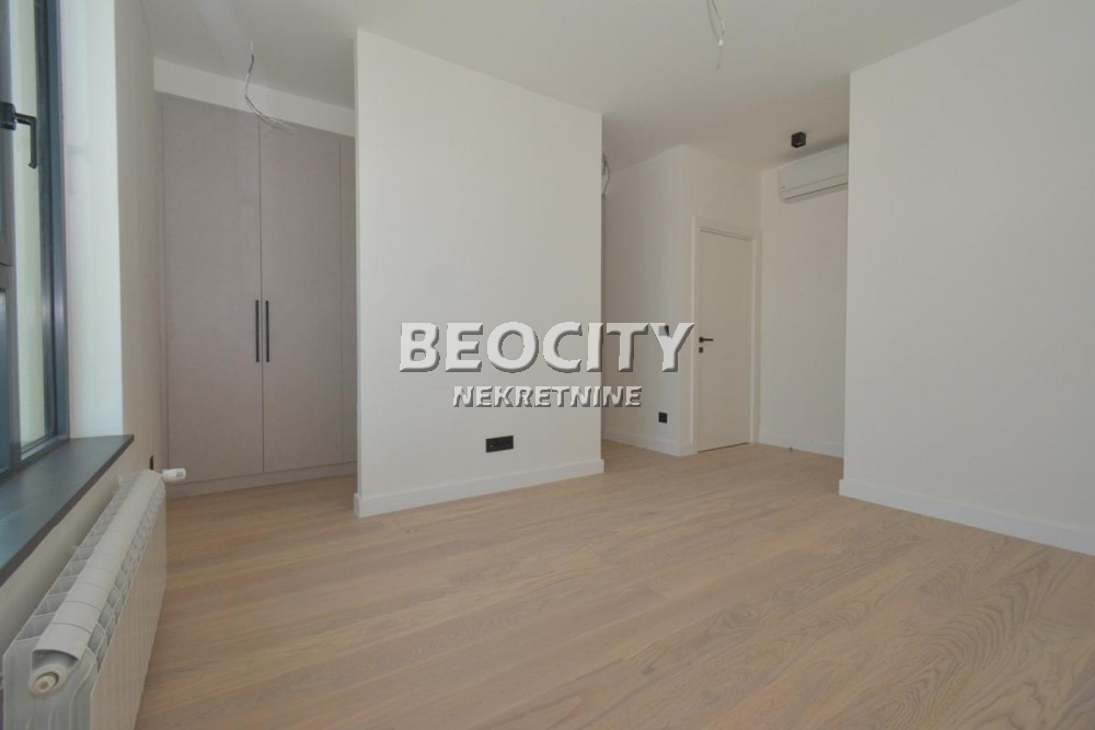 Trosoban stan, 87 m2, Centar, Hercegovačka ID: 99053 6