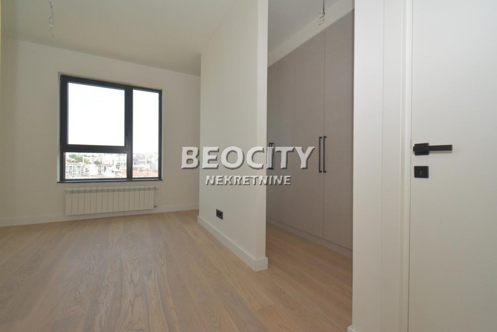 Trosoban stan, 87 m2, Centar, Hercegovačka ID: 99053 8