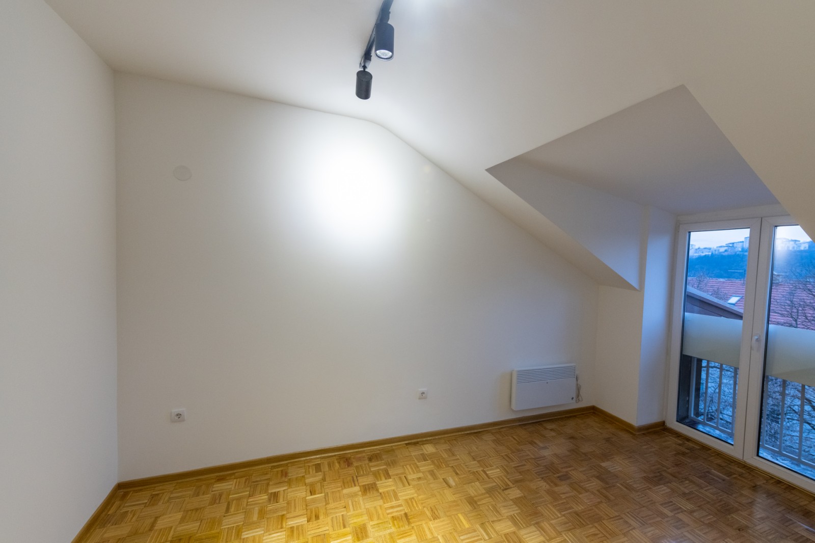 Kanarevo brdo 2 5 67m2 renoviran vlasnik 5