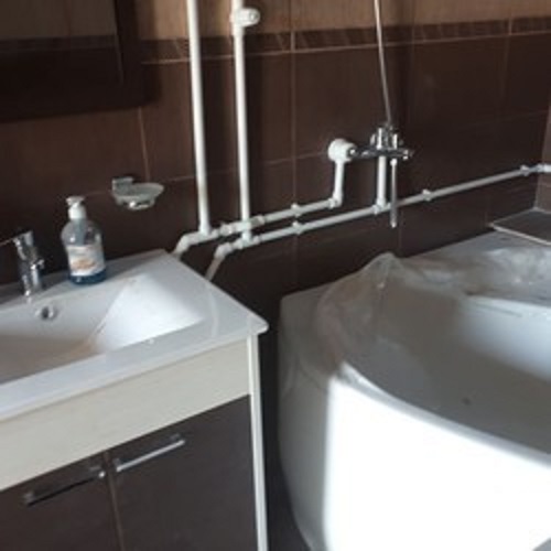 Hitno Savrsena lokacija  5