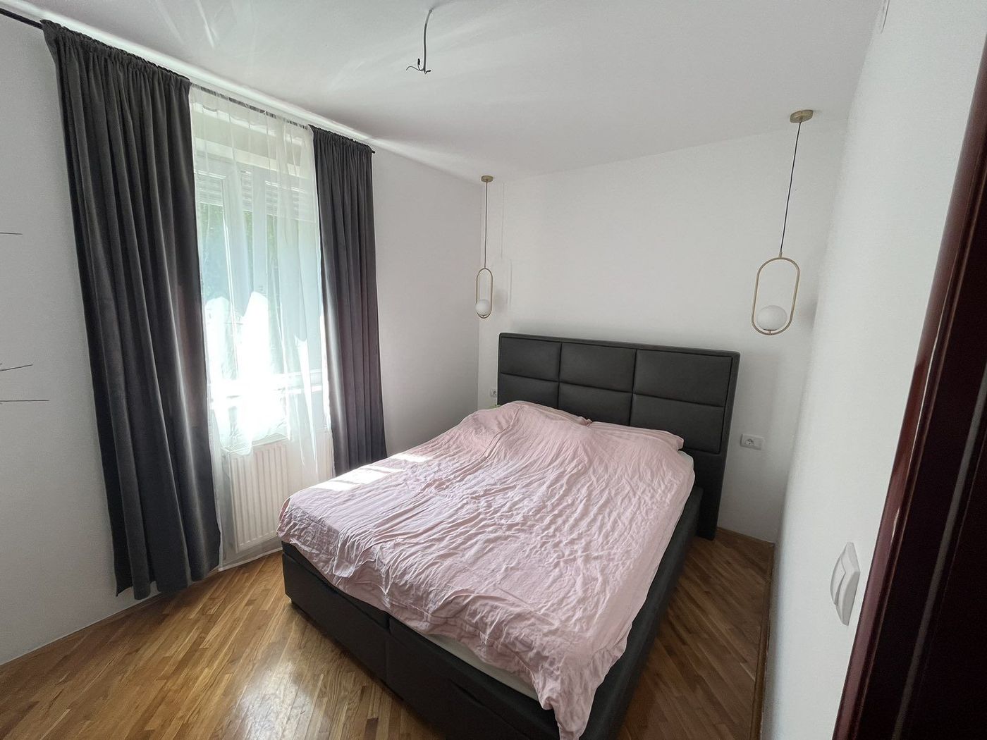 Fantastičan porodični stan na sjajnoj lokaciji 4