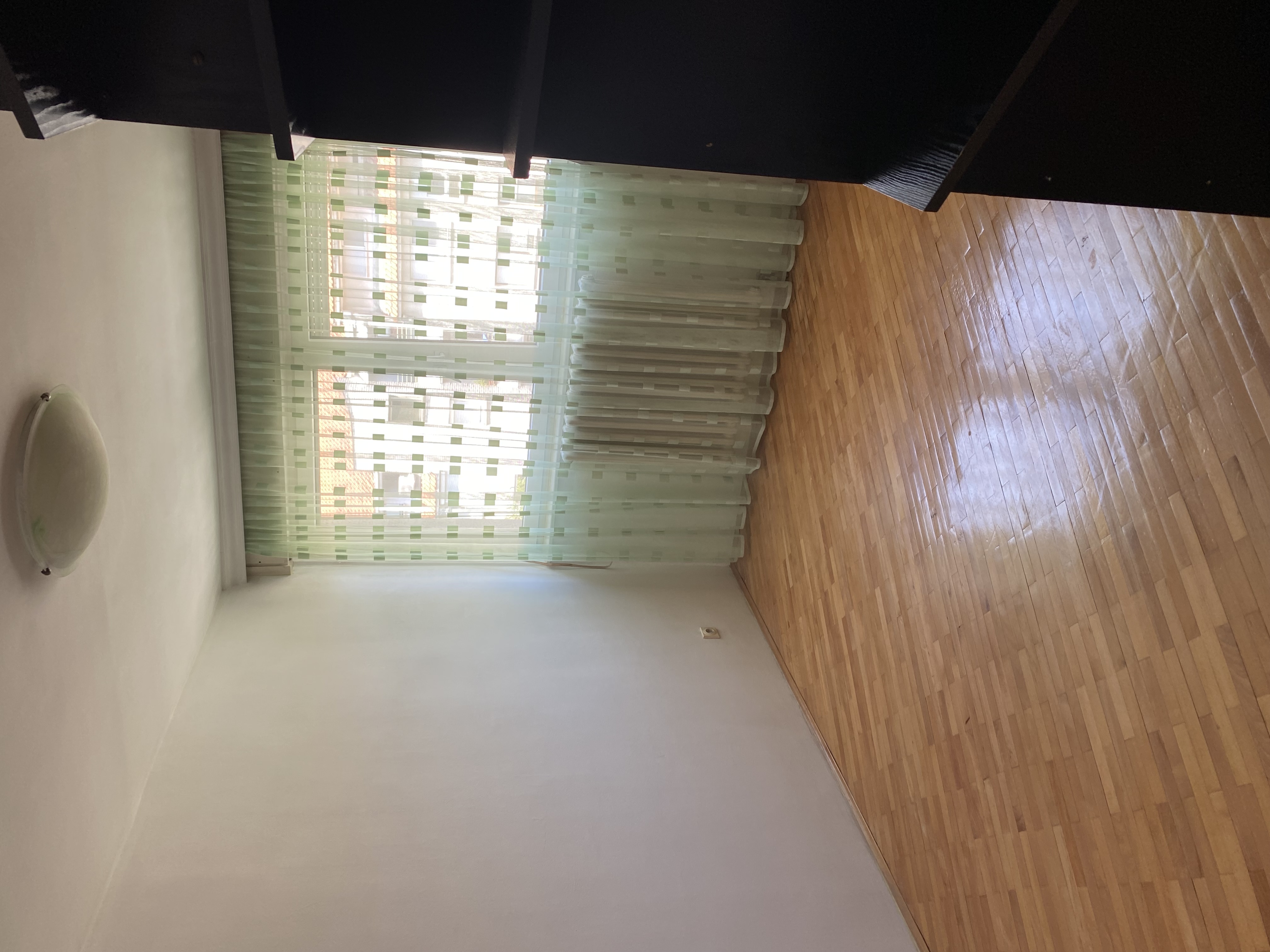 Filmski grad  stan 2 0  58m2  CG  za izdavanje  400e 4