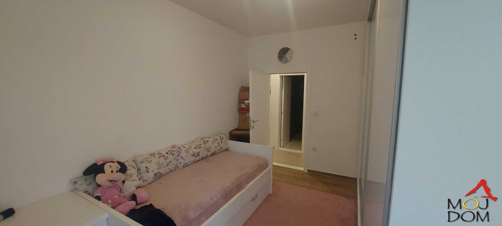 Stan,SREMSKI KARLOVCI,CENTAR,kv: 79, € 164800, ID: 1023305 8