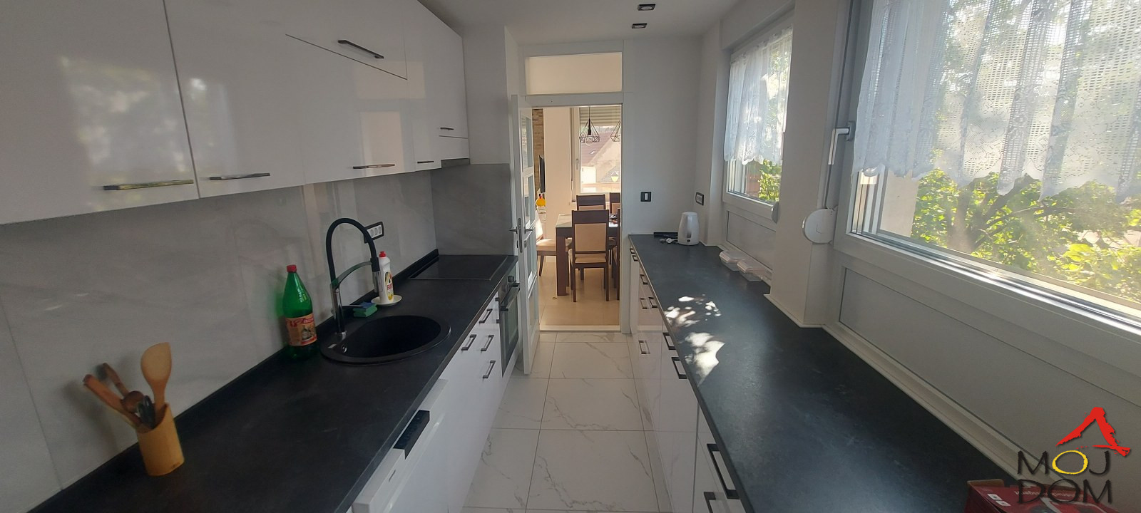 Stan,SREMSKI KARLOVCI,CENTAR,kv: 79, € 164800, ID: 1023305 4