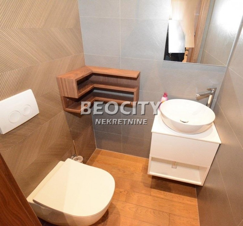 Trosoban stan, 250 m2, Šumice, Ustanička ID: 95961 12