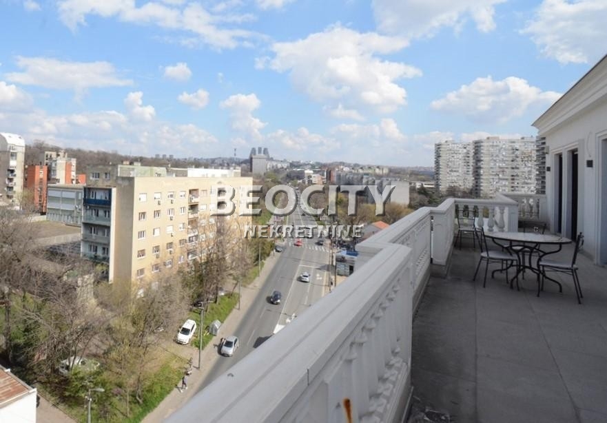 Trosoban stan, 250 m2, Šumice, Ustanička ID: 95961 18