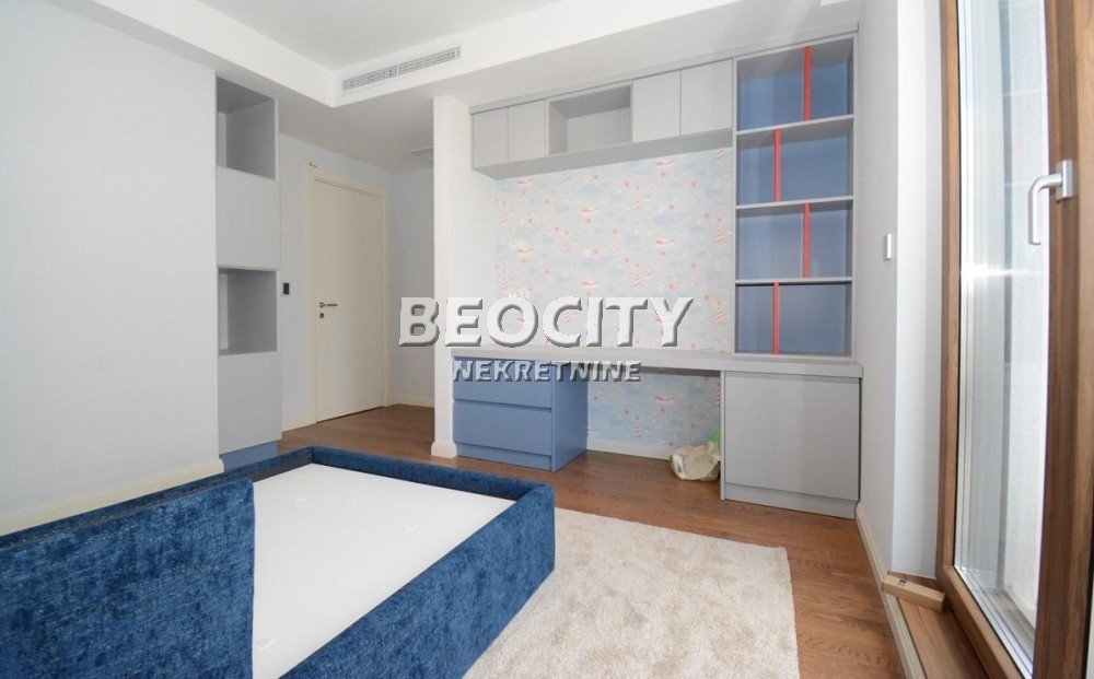 Trosoban stan, 250 m2, Šumice, Ustanička ID: 95961 7