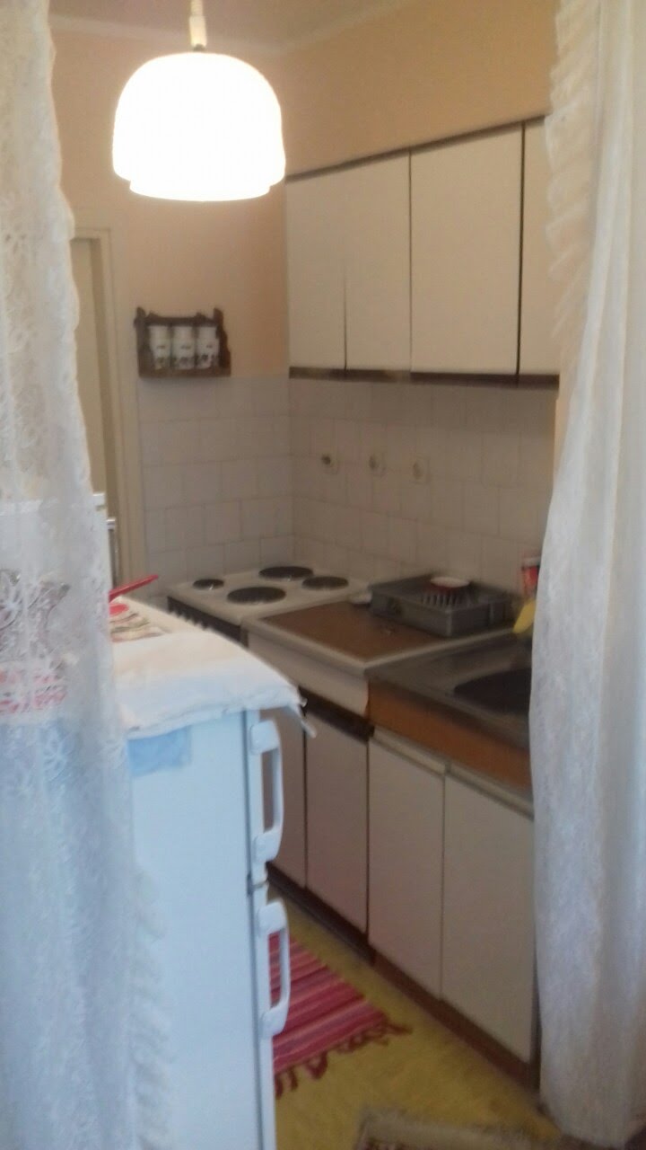 Izdavanje stana Medak 3 povoljno 3