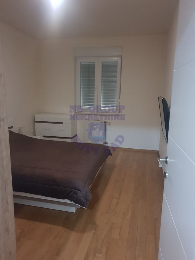 Uknjižen trosoban stan u prelepom kompleksu 4