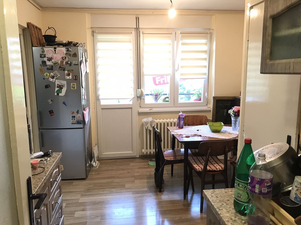 Uknjižen dvosoban stan kod Ž Stanice   56m2 3