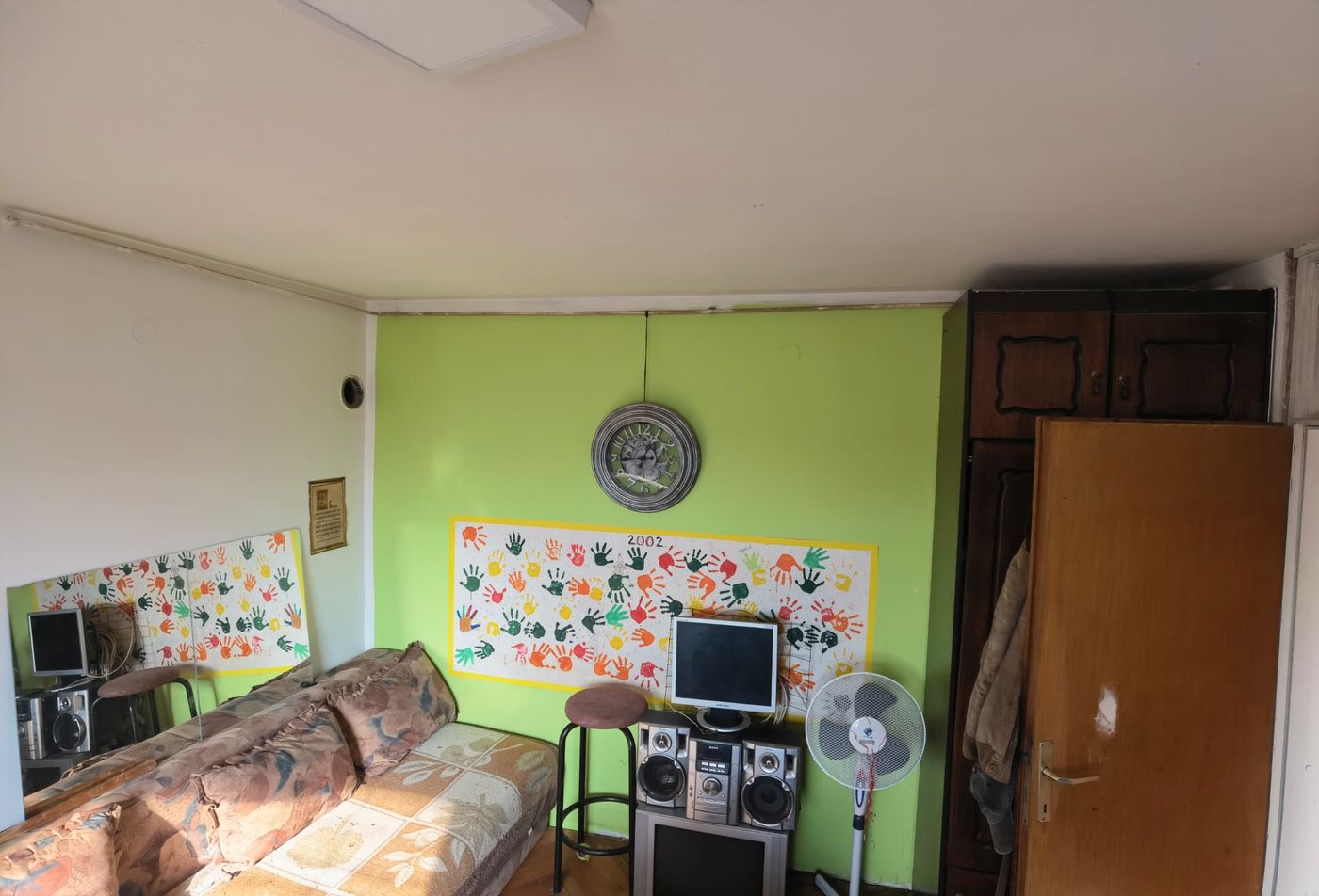 Uknjižen   prilika za renoviranje   36m2 3