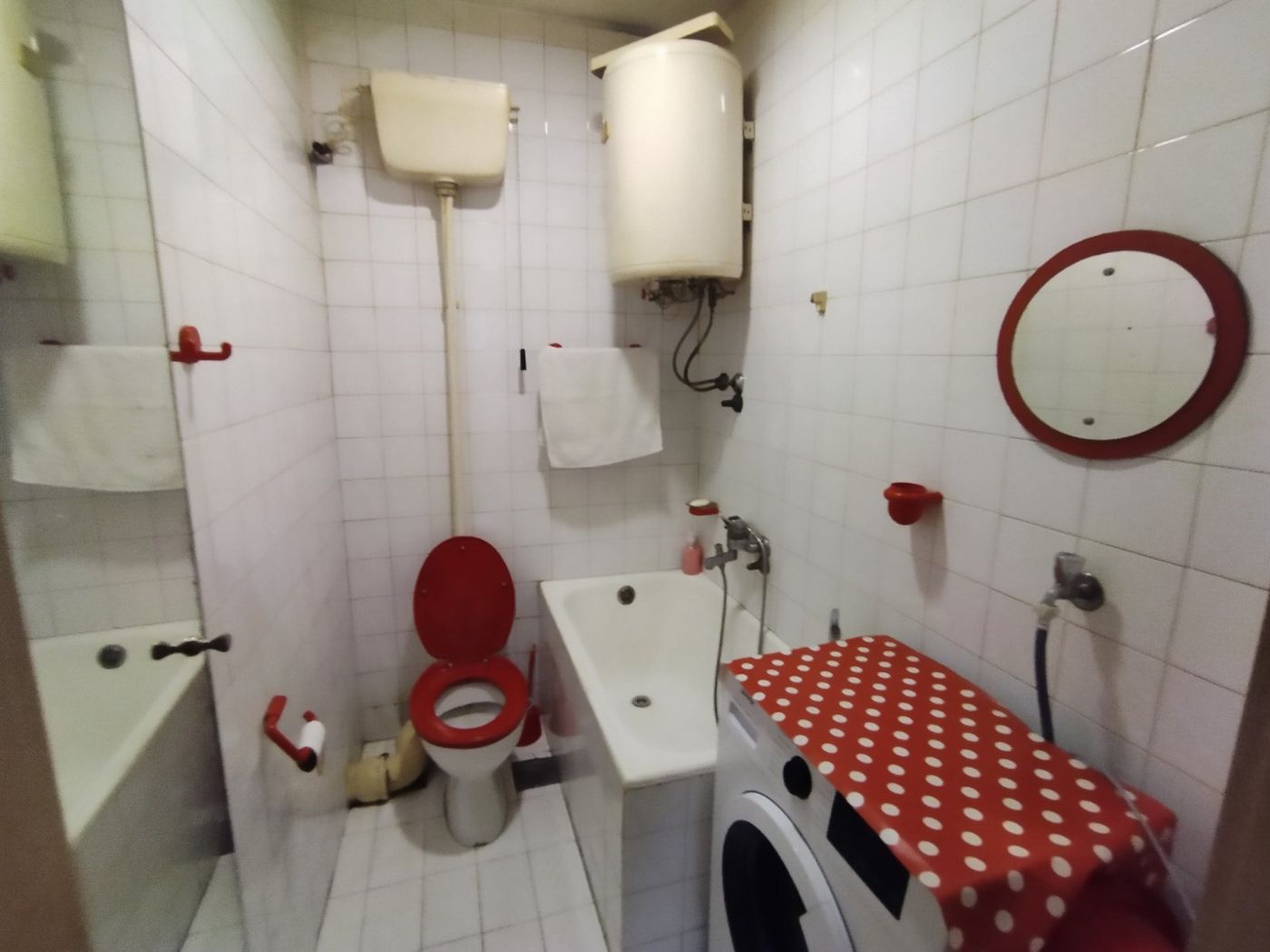 Renoviran dvosoban stan na Satelitu 5