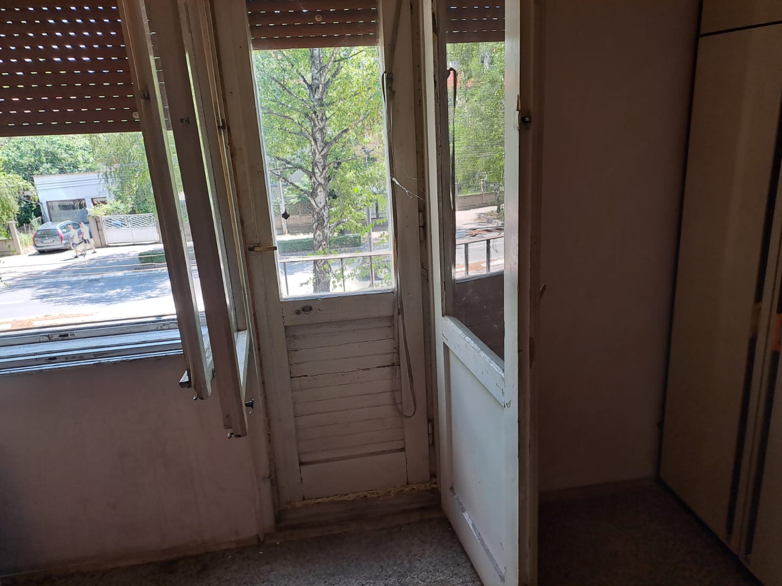 Izdajem garsonjeru u Sremskoj u Nisu 2