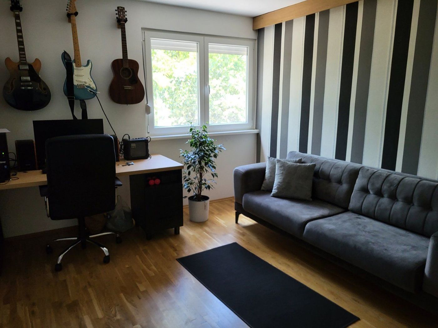 Namešten dvoiposoban stan na mirnoj lokaciji  3