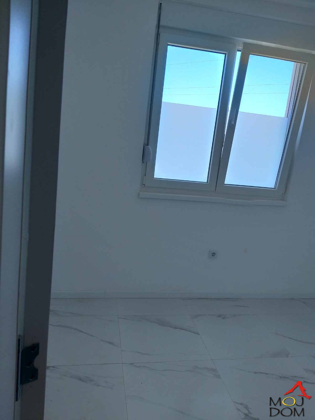 Stan,NOVI SAD,LIPOV GAJ,kv: 79, € 156700, ID: 1026854 8