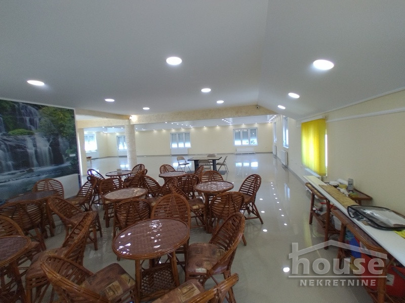 Poslovni prostor,KAĆ,CENTAR 370m2,2000€ , ID: 9115951 9