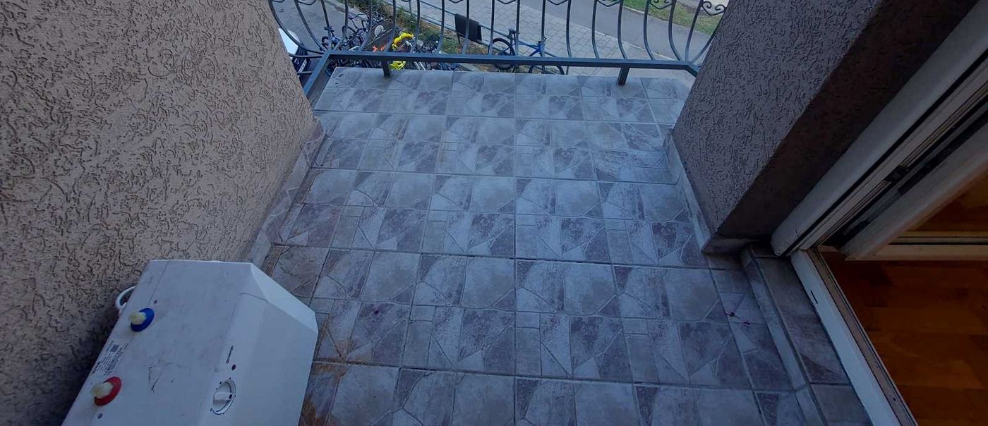 Odličan raspored  Stan novije gradnje   useljiv 5