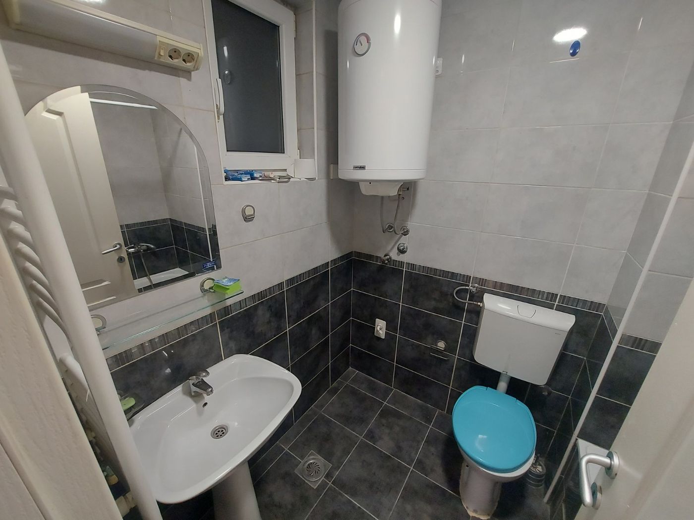 Odličan raspored  Stan novije gradnje   useljiv 4