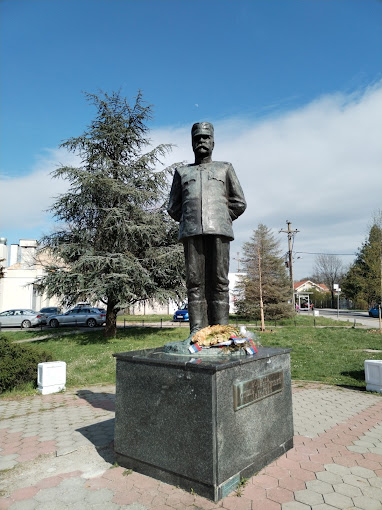 Izdaje se stan na Sancu 2