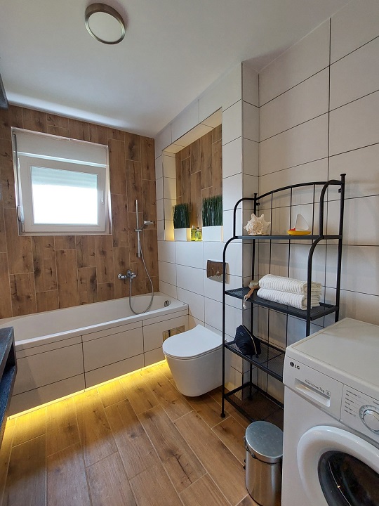 Kuca sa placem Radiofar 5