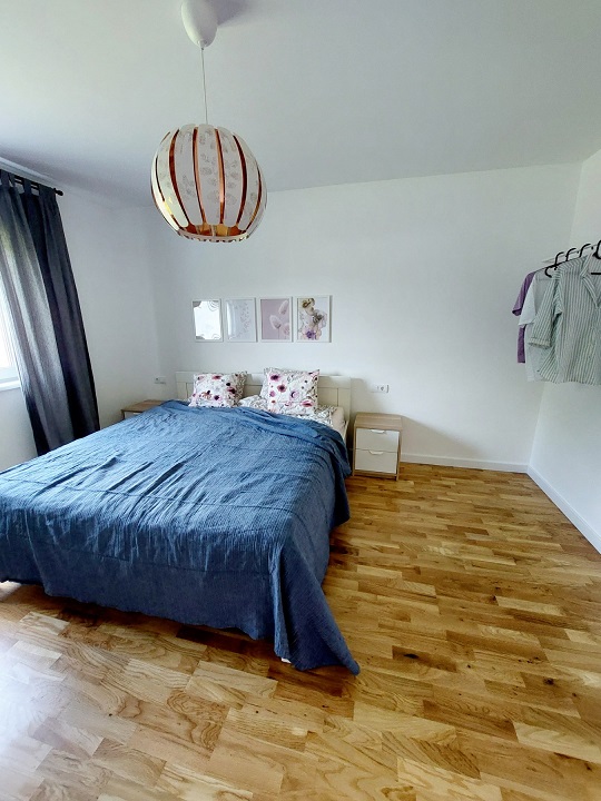 Kuca sa placem Radiofar 4