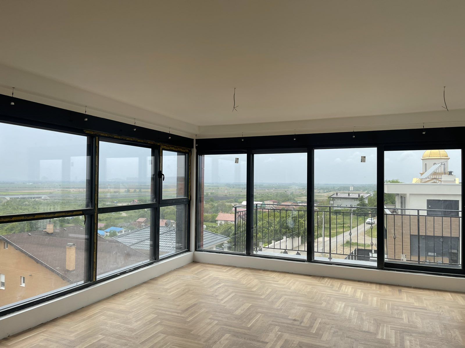 PENTHAUS SA NAJLEPŠIM POGLEDOM 2