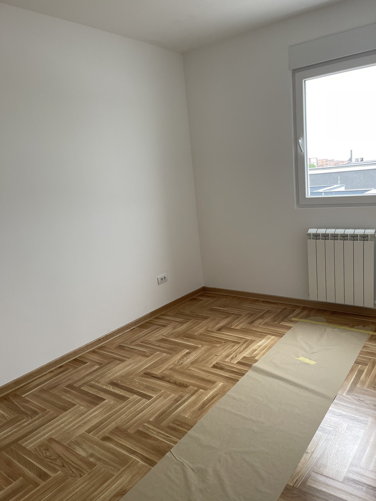 LUX STAN U STAMBENOM KOMPLEKSU USELJIV 5