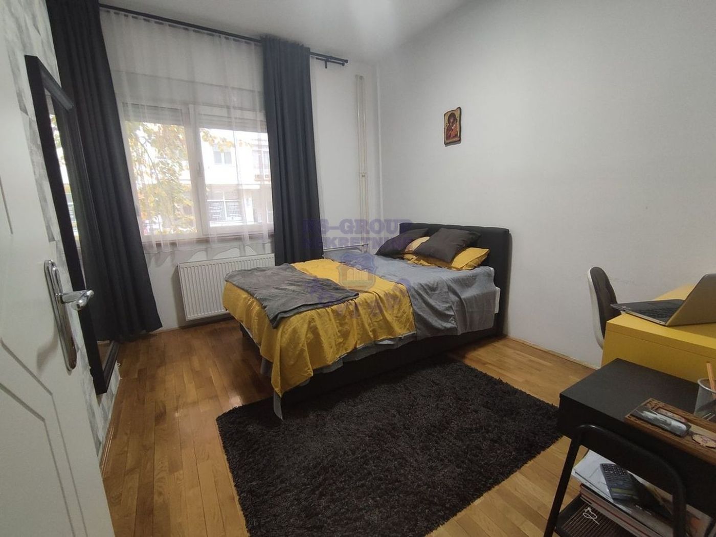 Kompletno namešten dvosoban stan idealnog rasporeda    062 792 583 3