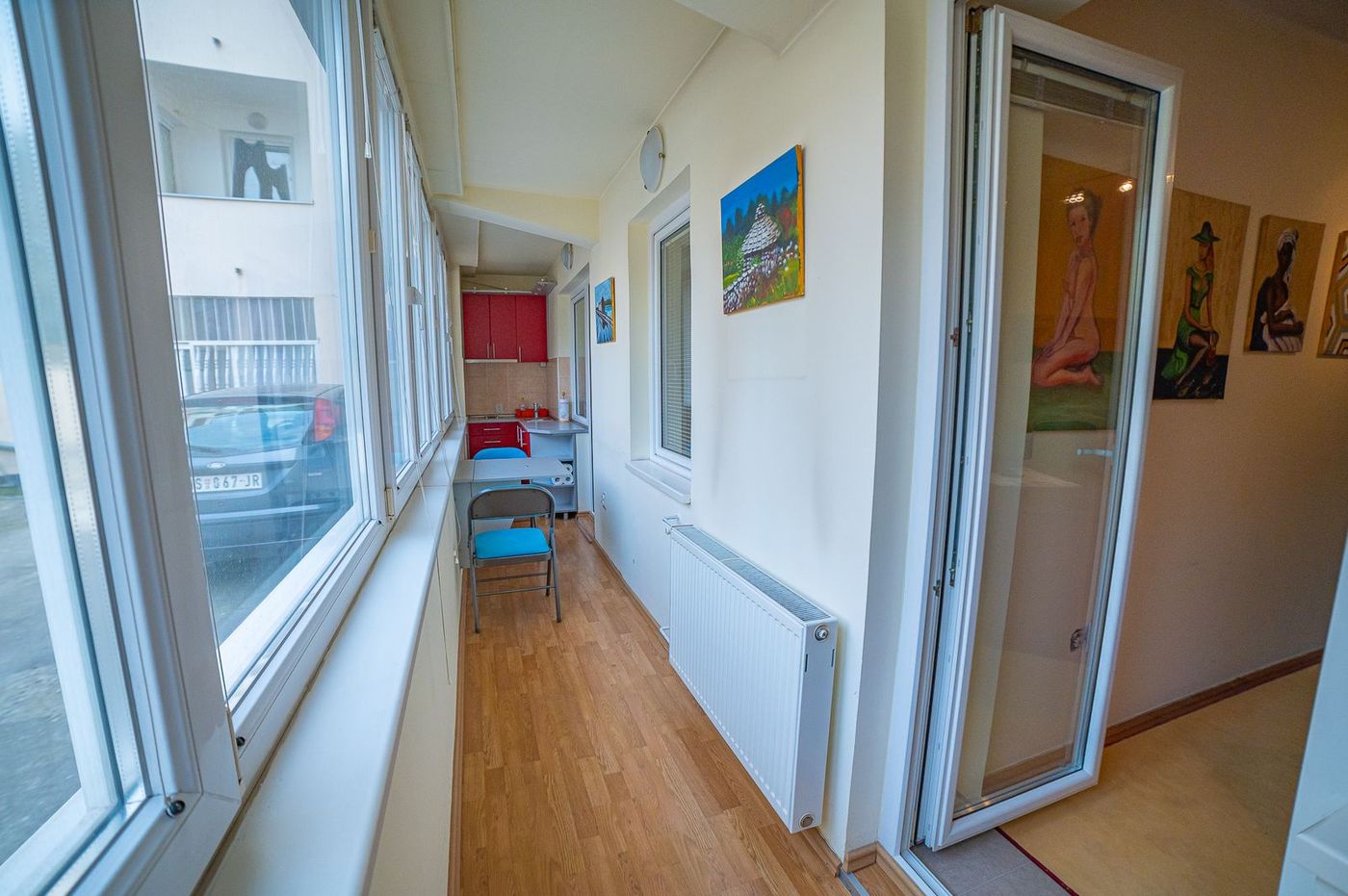 Uknjižen dvosoban stan   parking mesto   odmah useljiv   062 792 583 5