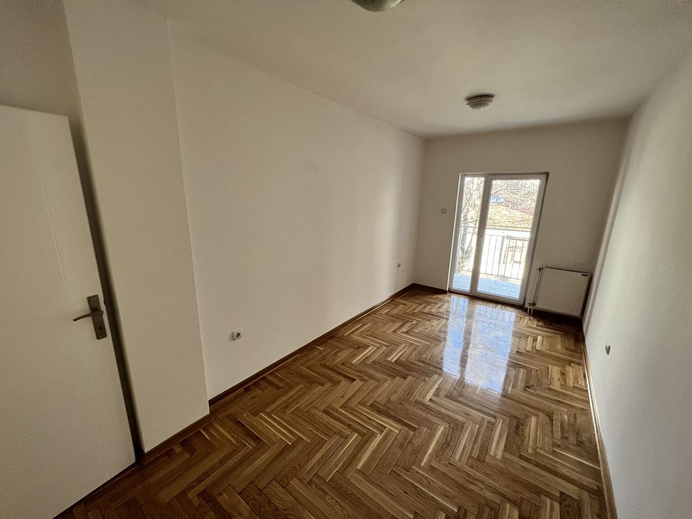 Odmah useljiv dvosoban stan idealnog rasporeda   bez ulaganja 3