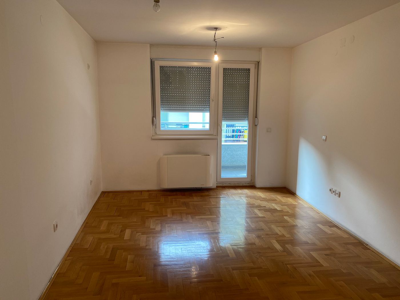 Laze Kostića   odmah useljiv   odličan raspored   062 792 583 2