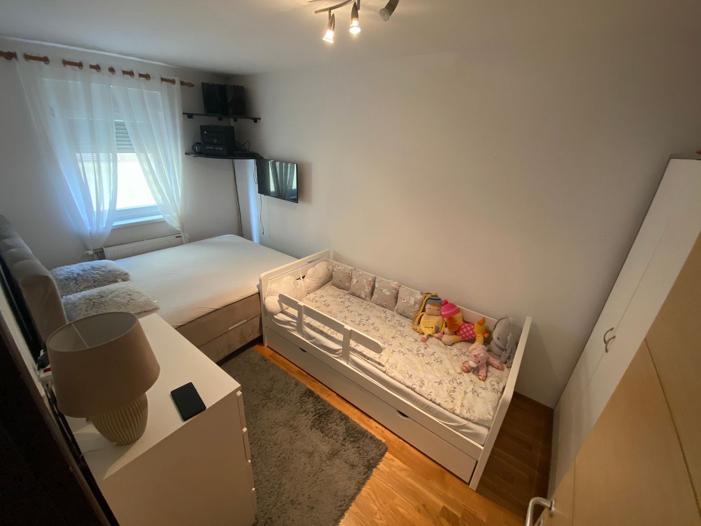 Najpovoljniji dvoiposoban stan   ODLIČAN  4