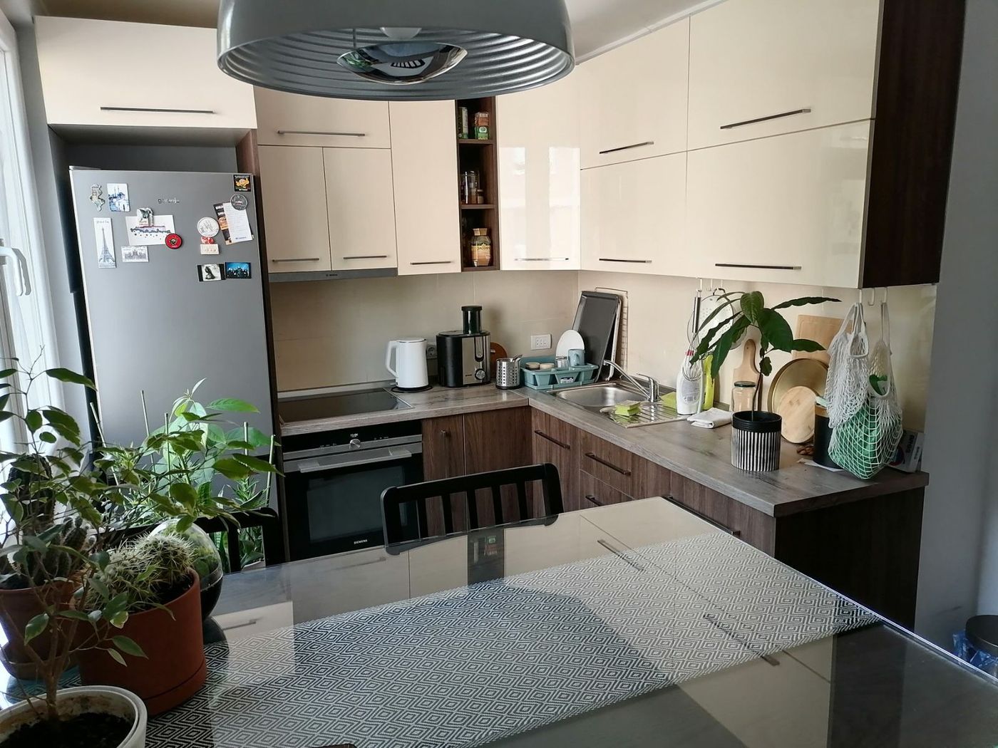 Kompletno renoviran  uknjižen dvosoban stan idealnog rasporeda 062 792 583 4